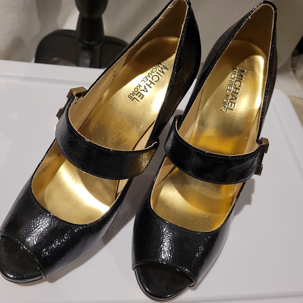MICHAEL Michael Kors Patent Leather Peep Toe  4" Heels